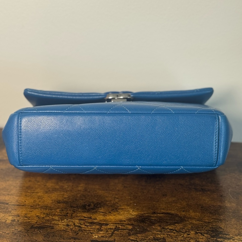 Chanel my everything blue caviar bag - Picture 11 of 15